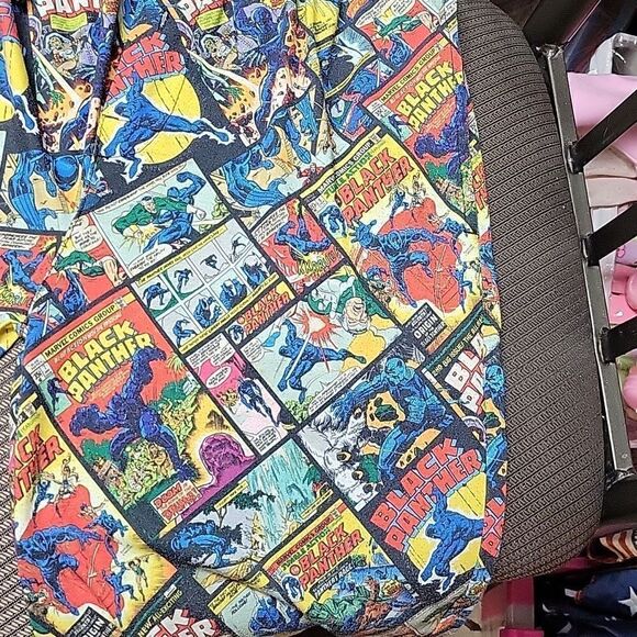 Fantastic 4 books, Lounge pants, action figures - Picture 15 of 16